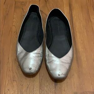 Rebecca minkoff metallic silver flats size 8.5
